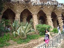 [P12] Ce-nseamna sa-ti dea cineva o sansa...Baronul Guell ia dat tanarului Gaudi un teren intins si i-a spus sa-i faca un castel cum n-au mai vazut nici unu din cunoscutii lui pana atunci. A fost sansa lui Gaudi...asa a inceput totul... » foto by turist_calatorescu*
 - 
<span class="allrVoted glyphicon glyphicon-heart hidden" id="av12393"></span>
<a class="m-l-10 hidden" id="sv12393" onclick="voting_Foto_DelVot(,12393,2981)" role="button">șterge vot <span class="glyphicon glyphicon-remove"></span></a>
<a id="v912393" class=" c-red"  onclick="voting_Foto_SetVot(12393)" role="button"><span class="glyphicon glyphicon-heart-empty"></span> <b>LIKE</b> = Votează poza</a> <img class="hidden"  id="f12393W9" src="/imagini/loader.gif" border="0" /><span class="AjErrMes hidden" id="e12393ErM"></span>