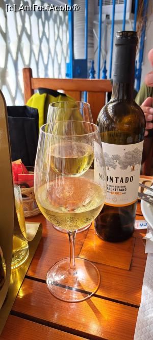 [P11] Sticla de vin » foto by irinad
 - 
<span class="allrVoted glyphicon glyphicon-heart hidden" id="av1506068"></span>
<a class="m-l-10 hidden" id="sv1506068" onclick="voting_Foto_DelVot(,1506068,3733)" role="button">șterge vot <span class="glyphicon glyphicon-remove"></span></a>
<a id="v91506068" class=" c-red"  onclick="voting_Foto_SetVot(1506068)" role="button"><span class="glyphicon glyphicon-heart-empty"></span> <b>LIKE</b> = Votează poza</a> <img class="hidden"  id="f1506068W9" src="/imagini/loader.gif" border="0" /><span class="AjErrMes hidden" id="e1506068ErM"></span>