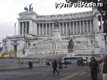 [P07] monumentul Vittorio Emanuele » foto by molko*
 - 
<span class="allrVoted glyphicon glyphicon-heart hidden" id="av31308"></span>
<a class="m-l-10 hidden" id="sv31308" onclick="voting_Foto_DelVot(,31308,3735)" role="button">șterge vot <span class="glyphicon glyphicon-remove"></span></a>
<a id="v931308" class=" c-red"  onclick="voting_Foto_SetVot(31308)" role="button"><span class="glyphicon glyphicon-heart-empty"></span> <b>LIKE</b> = Votează poza</a> <img class="hidden"  id="f31308W9" src="/imagini/loader.gif" border="0" /><span class="AjErrMes hidden" id="e31308ErM"></span>