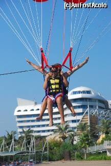 [P82] parasailing in tandem » foto by CCRRIISSYY
 - 
<span class="allrVoted glyphicon glyphicon-heart hidden" id="av259100"></span>
<a class="m-l-10 hidden" id="sv259100" onclick="voting_Foto_DelVot(,259100,171)" role="button">șterge vot <span class="glyphicon glyphicon-remove"></span></a>
<a id="v9259100" class=" c-red"  onclick="voting_Foto_SetVot(259100)" role="button"><span class="glyphicon glyphicon-heart-empty"></span> <b>LIKE</b> = Votează poza</a> <img class="hidden"  id="f259100W9" src="/imagini/loader.gif" border="0" /><span class="AjErrMes hidden" id="e259100ErM"></span>