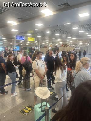 [P02] Hurghada-Aeroport Terminal Sosiri » foto by Yersinia Pestis
 - 
<span class="allrVoted glyphicon glyphicon-heart hidden" id="av1485685"></span>
<a class="m-l-10 hidden" id="sv1485685" onclick="voting_Foto_DelVot(,1485685,351)" role="button">șterge vot <span class="glyphicon glyphicon-remove"></span></a>
<a id="v91485685" class=" c-red"  onclick="voting_Foto_SetVot(1485685)" role="button"><span class="glyphicon glyphicon-heart-empty"></span> <b>LIKE</b> = Votează poza</a> <img class="hidden"  id="f1485685W9" src="/imagini/loader.gif" border="0" /><span class="AjErrMes hidden" id="e1485685ErM"></span>