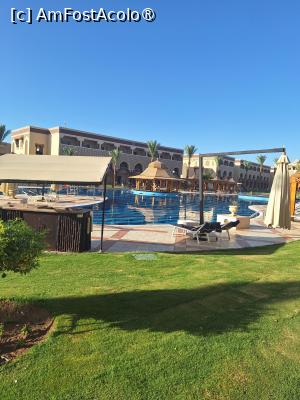 [P22] Barul de la piscina » foto by mirela2011
 - 
<span class="allrVoted glyphicon glyphicon-heart hidden" id="av1516808"></span>
<a class="m-l-10 hidden" id="sv1516808" onclick="voting_Foto_DelVot(,1516808,422)" role="button">șterge vot <span class="glyphicon glyphicon-remove"></span></a>
<a id="v91516808" class=" c-red"  onclick="voting_Foto_SetVot(1516808)" role="button"><span class="glyphicon glyphicon-heart-empty"></span> <b>LIKE</b> = Votează poza</a> <img class="hidden"  id="f1516808W9" src="/imagini/loader.gif" border="0" /><span class="AjErrMes hidden" id="e1516808ErM"></span>