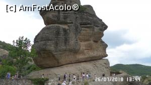 [P19] Meteora, Grecia. Stâncă care pare în echilibru precar » foto by ungureanica
 - 
<span class="allrVoted glyphicon glyphicon-heart hidden" id="av1033965"></span>
<a class="m-l-10 hidden" id="sv1033965" onclick="voting_Foto_DelVot(,1033965,430)" role="button">șterge vot <span class="glyphicon glyphicon-remove"></span></a>
<a id="v91033965" class=" c-red"  onclick="voting_Foto_SetVot(1033965)" role="button"><span class="glyphicon glyphicon-heart-empty"></span> <b>LIKE</b> = Votează poza</a> <img class="hidden"  id="f1033965W9" src="/imagini/loader.gif" border="0" /><span class="AjErrMes hidden" id="e1033965ErM"></span>