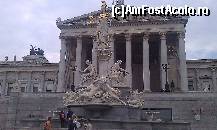 [P03] Statuia zeiţei Atena din faţa Parlamentului din Viena, Austria.  » foto by traian.leuca †
 - 
<span class="allrVoted glyphicon glyphicon-heart hidden" id="av485248"></span>
<a class="m-l-10 hidden" id="sv485248" onclick="voting_Foto_DelVot(,485248,461)" role="button">șterge vot <span class="glyphicon glyphicon-remove"></span></a>
<a id="v9485248" class=" c-red"  onclick="voting_Foto_SetVot(485248)" role="button"><span class="glyphicon glyphicon-heart-empty"></span> <b>LIKE</b> = Votează poza</a> <img class="hidden"  id="f485248W9" src="/imagini/loader.gif" border="0" /><span class="AjErrMes hidden" id="e485248ErM"></span>