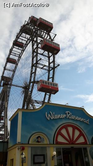 [P02] Parcul Prater - Vienna Giant Ferris Wheel » foto by nicraioveanu
 - 
<span class="allrVoted glyphicon glyphicon-heart hidden" id="av767893"></span>
<a class="m-l-10 hidden" id="sv767893" onclick="voting_Foto_DelVot(,767893,461)" role="button">șterge vot <span class="glyphicon glyphicon-remove"></span></a>
<a id="v9767893" class=" c-red"  onclick="voting_Foto_SetVot(767893)" role="button"><span class="glyphicon glyphicon-heart-empty"></span> <b>LIKE</b> = Votează poza</a> <img class="hidden"  id="f767893W9" src="/imagini/loader.gif" border="0" /><span class="AjErrMes hidden" id="e767893ErM"></span>