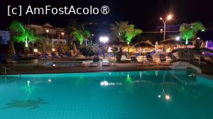 [P09] Piscina de la Antonis Bar » foto by vlado2
 - 
<span class="allrVoted glyphicon glyphicon-heart hidden" id="av1519206"></span>
<a class="m-l-10 hidden" id="sv1519206" onclick="voting_Foto_DelVot(,1519206,640)" role="button">șterge vot <span class="glyphicon glyphicon-remove"></span></a>
<a id="v91519206" class=" c-red"  onclick="voting_Foto_SetVot(1519206)" role="button"><span class="glyphicon glyphicon-heart-empty"></span> <b>LIKE</b> = Votează poza</a> <img class="hidden"  id="f1519206W9" src="/imagini/loader.gif" border="0" /><span class="AjErrMes hidden" id="e1519206ErM"></span>