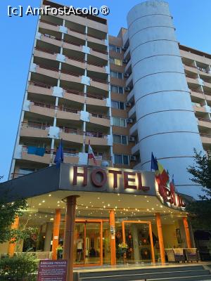 [P93] Hotel Majestic Mamaia » foto by nicole33
 - 
<span class="allrVoted glyphicon glyphicon-heart hidden" id="av1511888"></span>
<a class="m-l-10 hidden" id="sv1511888" onclick="voting_Foto_DelVot(,1511888,782)" role="button">șterge vot <span class="glyphicon glyphicon-remove"></span></a>
<a id="v91511888" class=" c-red"  onclick="voting_Foto_SetVot(1511888)" role="button"><span class="glyphicon glyphicon-heart-empty"></span> <b>LIKE</b> = Votează poza</a> <img class="hidden"  id="f1511888W9" src="/imagini/loader.gif" border="0" /><span class="AjErrMes hidden" id="e1511888ErM"></span>