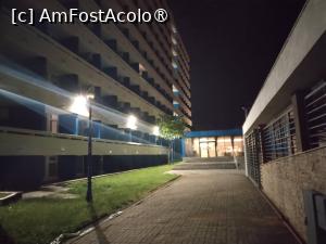 [P29] Seara spre hotel » foto by Teodor17
 - 
<span class="allrVoted glyphicon glyphicon-heart hidden" id="av1484950"></span>
<a class="m-l-10 hidden" id="sv1484950" onclick="voting_Foto_DelVot(,1484950,790)" role="button">șterge vot <span class="glyphicon glyphicon-remove"></span></a>
<a id="v91484950" class=" c-red"  onclick="voting_Foto_SetVot(1484950)" role="button"><span class="glyphicon glyphicon-heart-empty"></span> <b>LIKE</b> = Votează poza</a> <img class="hidden"  id="f1484950W9" src="/imagini/loader.gif" border="0" /><span class="AjErrMes hidden" id="e1484950ErM"></span>
