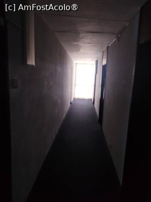 [P24] O parte din hol spre camere » foto by Teodor17
 - 
<span class="allrVoted glyphicon glyphicon-heart hidden" id="av1540201"></span>
<a class="m-l-10 hidden" id="sv1540201" onclick="voting_Foto_DelVot(,1540201,817)" role="button">șterge vot <span class="glyphicon glyphicon-remove"></span></a>
<a id="v91540201" class=" c-red"  onclick="voting_Foto_SetVot(1540201)" role="button"><span class="glyphicon glyphicon-heart-empty"></span> <b>LIKE</b> = Votează poza</a> <img class="hidden"  id="f1540201W9" src="/imagini/loader.gif" border="0" /><span class="AjErrMes hidden" id="e1540201ErM"></span>