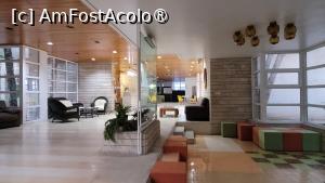 [P04] Receptie Hotel Dacia, Neptun » foto by vlado2
 - 
<span class="allrVoted glyphicon glyphicon-heart hidden" id="av1521220"></span>
<a class="m-l-10 hidden" id="sv1521220" onclick="voting_Foto_DelVot(,1521220,822)" role="button">șterge vot <span class="glyphicon glyphicon-remove"></span></a>
<a id="v91521220" class=" c-red"  onclick="voting_Foto_SetVot(1521220)" role="button"><span class="glyphicon glyphicon-heart-empty"></span> <b>LIKE</b> = Votează poza</a> <img class="hidden"  id="f1521220W9" src="/imagini/loader.gif" border="0" /><span class="AjErrMes hidden" id="e1521220ErM"></span>