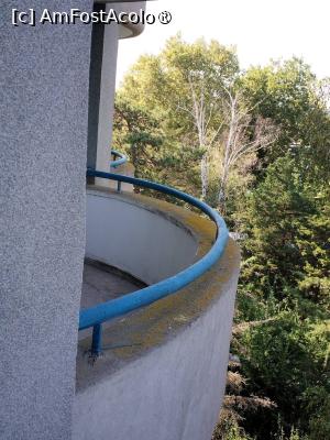[P24] Balconul facut in asa fel sa nu se vada in el daca se uita cineva din altul » foto by Teodor17
 - 
<span class="allrVoted glyphicon glyphicon-heart hidden" id="av1540409"></span>
<a class="m-l-10 hidden" id="sv1540409" onclick="voting_Foto_DelVot(,1540409,844)" role="button">șterge vot <span class="glyphicon glyphicon-remove"></span></a>
<a id="v91540409" class=" c-red"  onclick="voting_Foto_SetVot(1540409)" role="button"><span class="glyphicon glyphicon-heart-empty"></span> <b>LIKE</b> = Votează poza</a> <img class="hidden"  id="f1540409W9" src="/imagini/loader.gif" border="0" /><span class="AjErrMes hidden" id="e1540409ErM"></span>