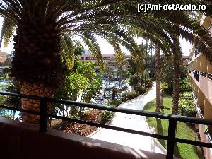 P09 [JUL-2013] Playa de las Americas - Hotelul La Siesta. Si vedere din balcon. Noua ne placea. Relaxant. 