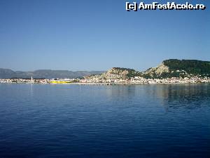 [P01] Zante, vazut din Ferry » foto by mircea rpd
 - 
<span class="allrVoted glyphicon glyphicon-heart hidden" id="av631921"></span>
<a class="m-l-10 hidden" id="sv631921" onclick="voting_Foto_DelVot(,631921,872)" role="button">șterge vot <span class="glyphicon glyphicon-remove"></span></a>
<a id="v9631921" class=" c-red"  onclick="voting_Foto_SetVot(631921)" role="button"><span class="glyphicon glyphicon-heart-empty"></span> <b>LIKE</b> = Votează poza</a> <img class="hidden"  id="f631921W9" src="/imagini/loader.gif" border="0" /><span class="AjErrMes hidden" id="e631921ErM"></span>