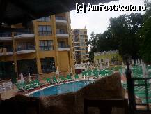 [P15] cea de-a doua piscina, vazuta din restaurantul cu specific bulgaresc » foto by muli
 - 
<span class="allrVoted glyphicon glyphicon-heart hidden" id="av236810"></span>
<a class="m-l-10 hidden" id="sv236810" onclick="voting_Foto_DelVot(,236810,947)" role="button">șterge vot <span class="glyphicon glyphicon-remove"></span></a>
<a id="v9236810" class=" c-red"  onclick="voting_Foto_SetVot(236810)" role="button"><span class="glyphicon glyphicon-heart-empty"></span> <b>LIKE</b> = Votează poza</a> <img class="hidden"  id="f236810W9" src="/imagini/loader.gif" border="0" /><span class="AjErrMes hidden" id="e236810ErM"></span>