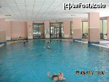 [P02] cand era frumos afara, la piscina din interior era liniste » foto by mamidevladut
 - 
<span class="allrVoted glyphicon glyphicon-heart hidden" id="av216272"></span>
<a class="m-l-10 hidden" id="sv216272" onclick="voting_Foto_DelVot(,216272,947)" role="button">șterge vot <span class="glyphicon glyphicon-remove"></span></a>
<a id="v9216272" class=" c-red"  onclick="voting_Foto_SetVot(216272)" role="button"><span class="glyphicon glyphicon-heart-empty"></span> <b>LIKE</b> = Votează poza</a> <img class="hidden"  id="f216272W9" src="/imagini/loader.gif" border="0" /><span class="AjErrMes hidden" id="e216272ErM"></span>