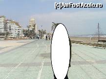 [P20] Peñíscola - Perla Coastei Florii de Portocal - pe faleză. În dreapta se văd plaja pustie și marea » foto by nicole33
 - 
<span class="allrVoted glyphicon glyphicon-heart hidden" id="av407050"></span>
<a class="m-l-10 hidden" id="sv407050" onclick="voting_Foto_DelVot(,407050,959)" role="button">șterge vot <span class="glyphicon glyphicon-remove"></span></a>
<a id="v9407050" class=" c-red"  onclick="voting_Foto_SetVot(407050)" role="button"><span class="glyphicon glyphicon-heart-empty"></span> <b>LIKE</b> = Votează poza</a> <img class="hidden"  id="f407050W9" src="/imagini/loader.gif" border="0" /><span class="AjErrMes hidden" id="e407050ErM"></span>
