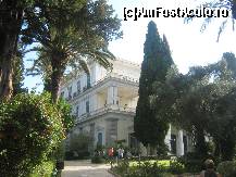 [P17] Palatul Achilleon sau Palatul Imparatesei Sissi » foto by kathy15
 - 
<span class="allrVoted glyphicon glyphicon-heart hidden" id="av116706"></span>
<a class="m-l-10 hidden" id="sv116706" onclick="voting_Foto_DelVot(,116706,993)" role="button">șterge vot <span class="glyphicon glyphicon-remove"></span></a>
<a id="v9116706" class=" c-red"  onclick="voting_Foto_SetVot(116706)" role="button"><span class="glyphicon glyphicon-heart-empty"></span> <b>LIKE</b> = Votează poza</a> <img class="hidden"  id="f116706W9" src="/imagini/loader.gif" border="0" /><span class="AjErrMes hidden" id="e116706ErM"></span>