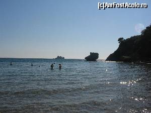 P03 [JUL-2007] Gyaliscari este o plaja minunata din vestul insulei Corfu, cu ape limpezi si linistite. 
