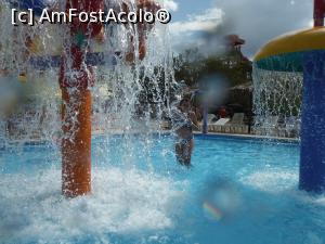 [P20] Aquapark-ul din Corfu » foto by icristis
 - 
<span class="allrVoted glyphicon glyphicon-heart hidden" id="av712407"></span>
<a class="m-l-10 hidden" id="sv712407" onclick="voting_Foto_DelVot(,712407,993)" role="button">șterge vot <span class="glyphicon glyphicon-remove"></span></a>
<a id="v9712407" class=" c-red"  onclick="voting_Foto_SetVot(712407)" role="button"><span class="glyphicon glyphicon-heart-empty"></span> <b>LIKE</b> = Votează poza</a> <img class="hidden"  id="f712407W9" src="/imagini/loader.gif" border="0" /><span class="AjErrMes hidden" id="e712407ErM"></span>