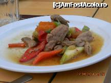 [P60] Bucăţele de porc cu legume. Delicios! » foto by cipi45*
 - 
<span class="allrVoted glyphicon glyphicon-heart hidden" id="av246275"></span>
<a class="m-l-10 hidden" id="sv246275" onclick="voting_Foto_DelVot(,246275,994)" role="button">șterge vot <span class="glyphicon glyphicon-remove"></span></a>
<a id="v9246275" class=" c-red"  onclick="voting_Foto_SetVot(246275)" role="button"><span class="glyphicon glyphicon-heart-empty"></span> <b>LIKE</b> = Votează poza</a> <img class="hidden"  id="f246275W9" src="/imagini/loader.gif" border="0" /><span class="AjErrMes hidden" id="e246275ErM"></span>