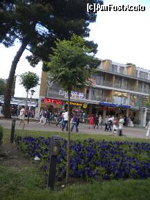 [P28] Platza Casino- Sunny Beach. » foto by adriatica
 - 
<span class="allrVoted glyphicon glyphicon-heart hidden" id="av221720"></span>
<a class="m-l-10 hidden" id="sv221720" onclick="voting_Foto_DelVot(,221720,1040)" role="button">șterge vot <span class="glyphicon glyphicon-remove"></span></a>
<a id="v9221720" class=" c-red"  onclick="voting_Foto_SetVot(221720)" role="button"><span class="glyphicon glyphicon-heart-empty"></span> <b>LIKE</b> = Votează poza</a> <img class="hidden"  id="f221720W9" src="/imagini/loader.gif" border="0" /><span class="AjErrMes hidden" id="e221720ErM"></span>