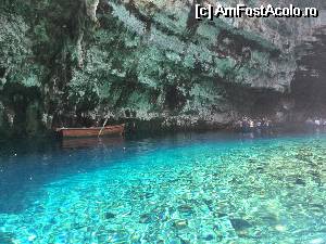 [P12] Melissani-Lacul inchis in pestera » foto by Gioia
 - 
<span class="allrVoted glyphicon glyphicon-heart hidden" id="av543386"></span>
<a class="m-l-10 hidden" id="sv543386" onclick="voting_Foto_DelVot(,543386,1121)" role="button">șterge vot <span class="glyphicon glyphicon-remove"></span></a>
<a id="v9543386" class=" c-red"  onclick="voting_Foto_SetVot(543386)" role="button"><span class="glyphicon glyphicon-heart-empty"></span> <b>LIKE</b> = Votează poza</a> <img class="hidden"  id="f543386W9" src="/imagini/loader.gif" border="0" /><span class="AjErrMes hidden" id="e543386ErM"></span>