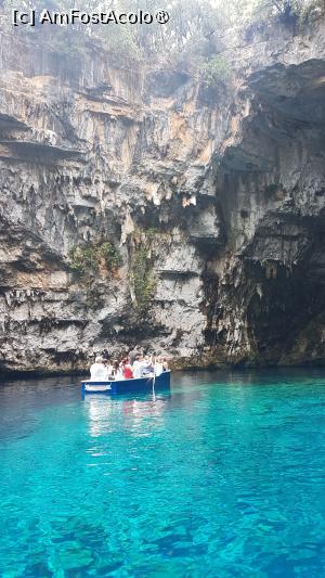[P14] Lacul Melissani, Kefalonia » foto by vlado2
 - 
<span class="allrVoted glyphicon glyphicon-heart hidden" id="av1519161"></span>
<a class="m-l-10 hidden" id="sv1519161" onclick="voting_Foto_DelVot(,1519161,1121)" role="button">șterge vot <span class="glyphicon glyphicon-remove"></span></a>
<a id="v91519161" class=" c-red"  onclick="voting_Foto_SetVot(1519161)" role="button"><span class="glyphicon glyphicon-heart-empty"></span> <b>LIKE</b> = Votează poza</a> <img class="hidden"  id="f1519161W9" src="/imagini/loader.gif" border="0" /><span class="AjErrMes hidden" id="e1519161ErM"></span>