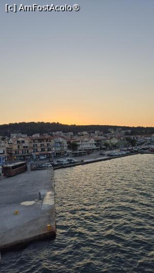 [P08] Kefalonia - Argostoli văzut de pe ferry » foto by ANILU
 - 
<span class="allrVoted glyphicon glyphicon-heart hidden" id="av1545324"></span>
<a class="m-l-10 hidden" id="sv1545324" onclick="voting_Foto_DelVot(,1545324,1121)" role="button">șterge vot <span class="glyphicon glyphicon-remove"></span></a>
<a id="v91545324" class=" c-red"  onclick="voting_Foto_SetVot(1545324)" role="button"><span class="glyphicon glyphicon-heart-empty"></span> <b>LIKE</b> = Votează poza</a> <img class="hidden"  id="f1545324W9" src="/imagini/loader.gif" border="0" /><span class="AjErrMes hidden" id="e1545324ErM"></span>