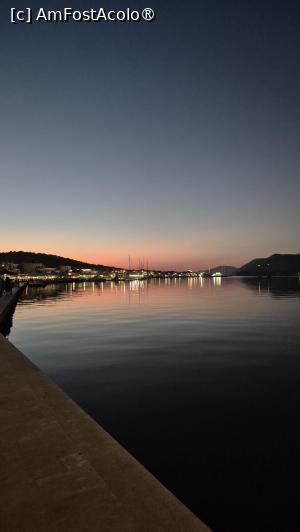 [P09] Kefalonia - Argostoli, pe faleză » foto by ANILU
 - 
<span class="allrVoted glyphicon glyphicon-heart hidden" id="av1545325"></span>
<a class="m-l-10 hidden" id="sv1545325" onclick="voting_Foto_DelVot(,1545325,1121)" role="button">șterge vot <span class="glyphicon glyphicon-remove"></span></a>
<a id="v91545325" class=" c-red"  onclick="voting_Foto_SetVot(1545325)" role="button"><span class="glyphicon glyphicon-heart-empty"></span> <b>LIKE</b> = Votează poza</a> <img class="hidden"  id="f1545325W9" src="/imagini/loader.gif" border="0" /><span class="AjErrMes hidden" id="e1545325ErM"></span>