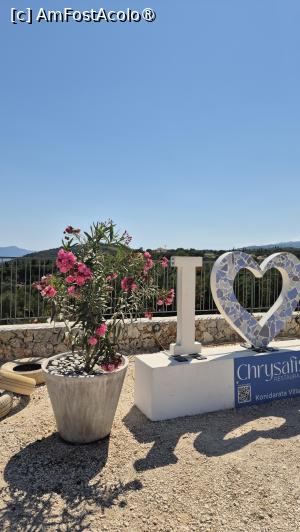 [P16] În parcarea Tavernei Crysafis » foto by ANILU
 - 
<span class="allrVoted glyphicon glyphicon-heart hidden" id="av1546743"></span>
<a class="m-l-10 hidden" id="sv1546743" onclick="voting_Foto_DelVot(,1546743,1121)" role="button">șterge vot <span class="glyphicon glyphicon-remove"></span></a>
<a id="v91546743" class=" c-red"  onclick="voting_Foto_SetVot(1546743)" role="button"><span class="glyphicon glyphicon-heart-empty"></span> <b>LIKE</b> = Votează poza</a> <img class="hidden"  id="f1546743W9" src="/imagini/loader.gif" border="0" /><span class="AjErrMes hidden" id="e1546743ErM"></span>