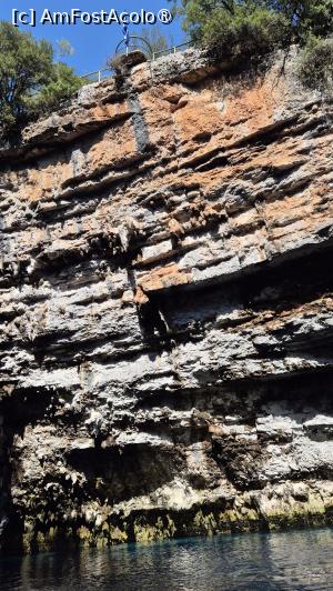 [P28] Grota Melissani » foto by ANILU
 - 
<span class="allrVoted glyphicon glyphicon-heart hidden" id="av1546755"></span>
<a class="m-l-10 hidden" id="sv1546755" onclick="voting_Foto_DelVot(,1546755,1121)" role="button">șterge vot <span class="glyphicon glyphicon-remove"></span></a>
<a id="v91546755" class=" c-red"  onclick="voting_Foto_SetVot(1546755)" role="button"><span class="glyphicon glyphicon-heart-empty"></span> <b>LIKE</b> = Votează poza</a> <img class="hidden"  id="f1546755W9" src="/imagini/loader.gif" border="0" /><span class="AjErrMes hidden" id="e1546755ErM"></span>