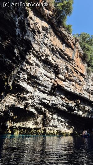 [P32] Grota Melissani » foto by ANILU
 - 
<span class="allrVoted glyphicon glyphicon-heart hidden" id="av1546759"></span>
<a class="m-l-10 hidden" id="sv1546759" onclick="voting_Foto_DelVot(,1546759,1121)" role="button">șterge vot <span class="glyphicon glyphicon-remove"></span></a>
<a id="v91546759" class=" c-red"  onclick="voting_Foto_SetVot(1546759)" role="button"><span class="glyphicon glyphicon-heart-empty"></span> <b>LIKE</b> = Votează poza</a> <img class="hidden"  id="f1546759W9" src="/imagini/loader.gif" border="0" /><span class="AjErrMes hidden" id="e1546759ErM"></span>