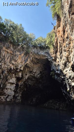 [P33] Grota Melissani » foto by ANILU
 - 
<span class="allrVoted glyphicon glyphicon-heart hidden" id="av1546760"></span>
<a class="m-l-10 hidden" id="sv1546760" onclick="voting_Foto_DelVot(,1546760,1121)" role="button">șterge vot <span class="glyphicon glyphicon-remove"></span></a>
<a id="v91546760" class=" c-red"  onclick="voting_Foto_SetVot(1546760)" role="button"><span class="glyphicon glyphicon-heart-empty"></span> <b>LIKE</b> = Votează poza</a> <img class="hidden"  id="f1546760W9" src="/imagini/loader.gif" border="0" /><span class="AjErrMes hidden" id="e1546760ErM"></span>