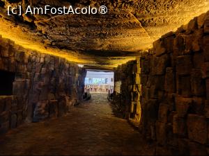 [P68] Casa Fermierilor; intrarea în restaurant printr-un tunel vulcanic » foto by crismis
 - 
<span class="allrVoted glyphicon glyphicon-heart hidden" id="av1484383"></span>
<a class="m-l-10 hidden" id="sv1484383" onclick="voting_Foto_DelVot(,1484383,1154)" role="button">șterge vot <span class="glyphicon glyphicon-remove"></span></a>
<a id="v91484383" class=" c-red"  onclick="voting_Foto_SetVot(1484383)" role="button"><span class="glyphicon glyphicon-heart-empty"></span> <b>LIKE</b> = Votează poza</a> <img class="hidden"  id="f1484383W9" src="/imagini/loader.gif" border="0" /><span class="AjErrMes hidden" id="e1484383ErM"></span>