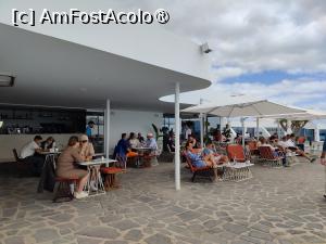 [P83] La pas prin Arrecife; cafeneaua de pe islota » foto by crismis
 - 
<span class="allrVoted glyphicon glyphicon-heart hidden" id="av1484398"></span>
<a class="m-l-10 hidden" id="sv1484398" onclick="voting_Foto_DelVot(,1484398,1154)" role="button">șterge vot <span class="glyphicon glyphicon-remove"></span></a>
<a id="v91484398" class=" c-red"  onclick="voting_Foto_SetVot(1484398)" role="button"><span class="glyphicon glyphicon-heart-empty"></span> <b>LIKE</b> = Votează poza</a> <img class="hidden"  id="f1484398W9" src="/imagini/loader.gif" border="0" /><span class="AjErrMes hidden" id="e1484398ErM"></span>