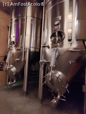 [P18] Bodega Stratvs; crama » foto by crismis
 - 
<span class="allrVoted glyphicon glyphicon-heart hidden" id="av1484785"></span>
<a class="m-l-10 hidden" id="sv1484785" onclick="voting_Foto_DelVot(,1484785,1154)" role="button">șterge vot <span class="glyphicon glyphicon-remove"></span></a>
<a id="v91484785" class=" c-red"  onclick="voting_Foto_SetVot(1484785)" role="button"><span class="glyphicon glyphicon-heart-empty"></span> <b>LIKE</b> = Votează poza</a> <img class="hidden"  id="f1484785W9" src="/imagini/loader.gif" border="0" /><span class="AjErrMes hidden" id="e1484785ErM"></span>