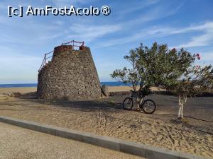 [P35] Playa de Los Pocillos » foto by crismis
 - 
<span class="allrVoted glyphicon glyphicon-heart hidden" id="av1484802"></span>
<a class="m-l-10 hidden" id="sv1484802" onclick="voting_Foto_DelVot(,1484802,1154)" role="button">șterge vot <span class="glyphicon glyphicon-remove"></span></a>
<a id="v91484802" class=" c-red"  onclick="voting_Foto_SetVot(1484802)" role="button"><span class="glyphicon glyphicon-heart-empty"></span> <b>LIKE</b> = Votează poza</a> <img class="hidden"  id="f1484802W9" src="/imagini/loader.gif" border="0" /><span class="AjErrMes hidden" id="e1484802ErM"></span>