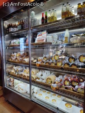 [P09] Bodega Stratvs » foto by crismis
 - 
<span class="allrVoted glyphicon glyphicon-heart hidden" id="av1484776"></span>
<a class="m-l-10 hidden" id="sv1484776" onclick="voting_Foto_DelVot(,1484776,1154)" role="button">șterge vot <span class="glyphicon glyphicon-remove"></span></a>
<a id="v91484776" class=" c-red"  onclick="voting_Foto_SetVot(1484776)" role="button"><span class="glyphicon glyphicon-heart-empty"></span> <b>LIKE</b> = Votează poza</a> <img class="hidden"  id="f1484776W9" src="/imagini/loader.gif" border="0" /><span class="AjErrMes hidden" id="e1484776ErM"></span>