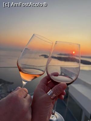 [P15] Apusul la Santo Wines » foto by andreeavro
 - 
<span class="allrVoted glyphicon glyphicon-heart hidden" id="av1487819"></span>
<a class="m-l-10 hidden" id="sv1487819" onclick="voting_Foto_DelVot(,1487819,1177)" role="button">șterge vot <span class="glyphicon glyphicon-remove"></span></a>
<a id="v91487819" class=" c-red"  onclick="voting_Foto_SetVot(1487819)" role="button"><span class="glyphicon glyphicon-heart-empty"></span> <b>LIKE</b> = Votează poza</a> <img class="hidden"  id="f1487819W9" src="/imagini/loader.gif" border="0" /><span class="AjErrMes hidden" id="e1487819ErM"></span>