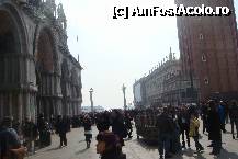 [P31] piata san pietro, cea mai populata piata din venetia » foto by guesswhoo*
 - 
<span class="allrVoted glyphicon glyphicon-heart hidden" id="av241572"></span>
<a class="m-l-10 hidden" id="sv241572" onclick="voting_Foto_DelVot(,241572,1229)" role="button">șterge vot <span class="glyphicon glyphicon-remove"></span></a>
<a id="v9241572" class=" c-red"  onclick="voting_Foto_SetVot(241572)" role="button"><span class="glyphicon glyphicon-heart-empty"></span> <b>LIKE</b> = Votează poza</a> <img class="hidden"  id="f241572W9" src="/imagini/loader.gif" border="0" /><span class="AjErrMes hidden" id="e241572ErM"></span>