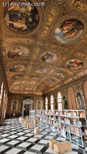 [P03] Impresionantele sali ale Bibliotecii Marciana » foto by vlado2
 - 
<span class="allrVoted glyphicon glyphicon-heart hidden" id="av1528863"></span>
<a class="m-l-10 hidden" id="sv1528863" onclick="voting_Foto_DelVot(,1528863,1229)" role="button">șterge vot <span class="glyphicon glyphicon-remove"></span></a>
<a id="v91528863" class=" c-red"  onclick="voting_Foto_SetVot(1528863)" role="button"><span class="glyphicon glyphicon-heart-empty"></span> <b>LIKE</b> = Votează poza</a> <img class="hidden"  id="f1528863W9" src="/imagini/loader.gif" border="0" /><span class="AjErrMes hidden" id="e1528863ErM"></span>