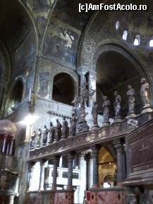 [P23] Italia - Venetia - Basilica San Marco » foto by Diaura*
 - 
<span class="allrVoted glyphicon glyphicon-heart hidden" id="av373634"></span>
<a class="m-l-10 hidden" id="sv373634" onclick="voting_Foto_DelVot(,373634,1229)" role="button">șterge vot <span class="glyphicon glyphicon-remove"></span></a>
<a id="v9373634" class=" c-red"  onclick="voting_Foto_SetVot(373634)" role="button"><span class="glyphicon glyphicon-heart-empty"></span> <b>LIKE</b> = Votează poza</a> <img class="hidden"  id="f373634W9" src="/imagini/loader.gif" border="0" /><span class="AjErrMes hidden" id="e373634ErM"></span>