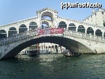 [P12] Ponte Rialto. » foto by marius gaudi*
 - 
<span class="allrVoted glyphicon glyphicon-heart hidden" id="av263975"></span>
<a class="m-l-10 hidden" id="sv263975" onclick="voting_Foto_DelVot(,263975,1229)" role="button">șterge vot <span class="glyphicon glyphicon-remove"></span></a>
<a id="v9263975" class=" c-red"  onclick="voting_Foto_SetVot(263975)" role="button"><span class="glyphicon glyphicon-heart-empty"></span> <b>LIKE</b> = Votează poza</a> <img class="hidden"  id="f263975W9" src="/imagini/loader.gif" border="0" /><span class="AjErrMes hidden" id="e263975ErM"></span>