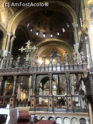 [P45] Basilica San Marco-interior » foto by mishu
 - 
<span class="allrVoted glyphicon glyphicon-heart hidden" id="av1158613"></span>
<a class="m-l-10 hidden" id="sv1158613" onclick="voting_Foto_DelVot(,1158613,1229)" role="button">șterge vot <span class="glyphicon glyphicon-remove"></span></a>
<a id="v91158613" class=" c-red"  onclick="voting_Foto_SetVot(1158613)" role="button"><span class="glyphicon glyphicon-heart-empty"></span> <b>LIKE</b> = Votează poza</a> <img class="hidden"  id="f1158613W9" src="/imagini/loader.gif" border="0" /><span class="AjErrMes hidden" id="e1158613ErM"></span>