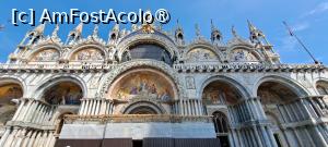 [P02] Bazilica San Marco, vedere frontală cu cele cinci portaluri » foto by irinad
 - 
<span class="allrVoted glyphicon glyphicon-heart hidden" id="av1480092"></span>
<a class="m-l-10 hidden" id="sv1480092" onclick="voting_Foto_DelVot(,1480092,1229)" role="button">șterge vot <span class="glyphicon glyphicon-remove"></span></a>
<a id="v91480092" class=" c-red"  onclick="voting_Foto_SetVot(1480092)" role="button"><span class="glyphicon glyphicon-heart-empty"></span> <b>LIKE</b> = Votează poza</a> <img class="hidden"  id="f1480092W9" src="/imagini/loader.gif" border="0" /><span class="AjErrMes hidden" id="e1480092ErM"></span>