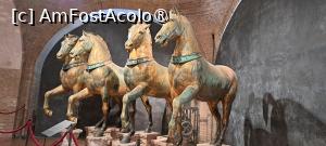 [P33] Bazilica San Marco, cei patru cai aduși de la Constantinopol » foto by irinad
 - 
<span class="allrVoted glyphicon glyphicon-heart hidden" id="av1480123"></span>
<a class="m-l-10 hidden" id="sv1480123" onclick="voting_Foto_DelVot(,1480123,1229)" role="button">șterge vot <span class="glyphicon glyphicon-remove"></span></a>
<a id="v91480123" class=" c-red"  onclick="voting_Foto_SetVot(1480123)" role="button"><span class="glyphicon glyphicon-heart-empty"></span> <b>LIKE</b> = Votează poza</a> <img class="hidden"  id="f1480123W9" src="/imagini/loader.gif" border="0" /><span class="AjErrMes hidden" id="e1480123ErM"></span>