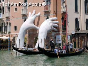 [P02] Veneția. Pe Canal Grande. <i>Palazzo Sagredo</i> la Bienala din 2017

Nevotabilă » foto by mihaelavoicu
 - 
<span class="allrVoted glyphicon glyphicon-heart hidden" id="av1213325"></span>
<a class="m-l-10 hidden" id="sv1213325" onclick="voting_Foto_DelVot(,1213325,1229)" role="button">șterge vot <span class="glyphicon glyphicon-remove"></span></a>
<a id="v91213325" class=" c-red"  onclick="voting_Foto_SetVot(1213325)" role="button"><span class="glyphicon glyphicon-heart-empty"></span> <b>LIKE</b> = Votează poza</a> <img class="hidden"  id="f1213325W9" src="/imagini/loader.gif" border="0" /><span class="AjErrMes hidden" id="e1213325ErM"></span>