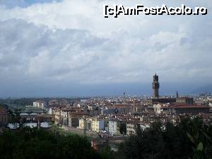 P04 [OCT-2015] Vedere asupra Florentei, pe fundal se vede Ponto Vecchio si celelalte poduri ale orasului