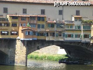 [P11] Ponte Vecchio, Florenta » foto by vlado2
 - 
<span class="allrVoted glyphicon glyphicon-heart hidden" id="av476859"></span>
<a class="m-l-10 hidden" id="sv476859" onclick="voting_Foto_DelVot(,476859,1230)" role="button">șterge vot <span class="glyphicon glyphicon-remove"></span></a>
<a id="v9476859" class=" c-red"  onclick="voting_Foto_SetVot(476859)" role="button"><span class="glyphicon glyphicon-heart-empty"></span> <b>LIKE</b> = Votează poza</a> <img class="hidden"  id="f476859W9" src="/imagini/loader.gif" border="0" /><span class="AjErrMes hidden" id="e476859ErM"></span>