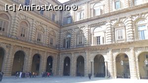 [P55] Palazzo Pitti, curtea interioară.  » foto by Aurici
 - 
<span class="allrVoted glyphicon glyphicon-heart hidden" id="av1087594"></span>
<a class="m-l-10 hidden" id="sv1087594" onclick="voting_Foto_DelVot(,1087594,1230)" role="button">șterge vot <span class="glyphicon glyphicon-remove"></span></a>
<a id="v91087594" class=" c-red"  onclick="voting_Foto_SetVot(1087594)" role="button"><span class="glyphicon glyphicon-heart-empty"></span> <b>LIKE</b> = Votează poza</a> <img class="hidden"  id="f1087594W9" src="/imagini/loader.gif" border="0" /><span class="AjErrMes hidden" id="e1087594ErM"></span>